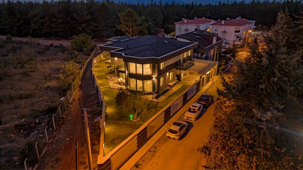 Вилла в Анталии, Турция, 650 м2 фото 5