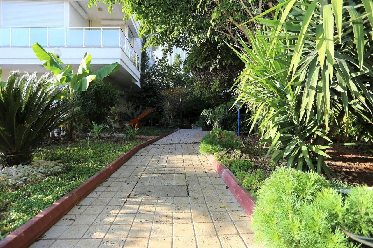 Квартира в Анталии, Турция, 240 м2 фото 3
