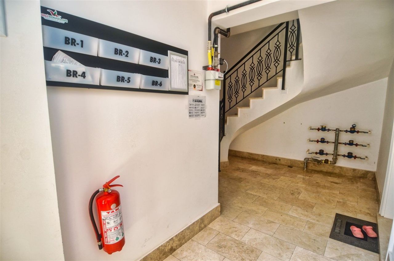 Квартира в Анталии, Турция, 240 м2 фото 2