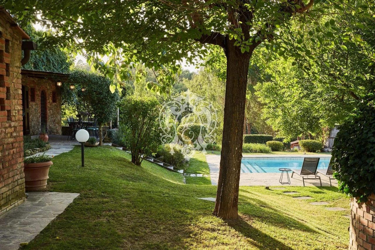 Дом в Ареццо, Италия, 985 м2 фото 5