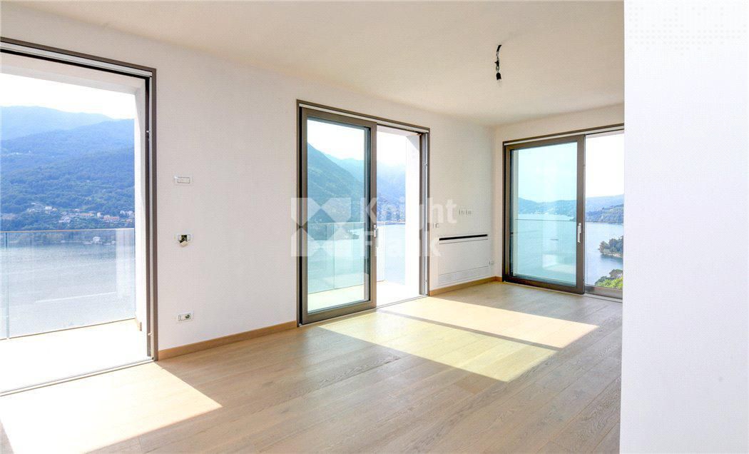 Апартаменты в Комо, Италия, 152 м2 фото 5