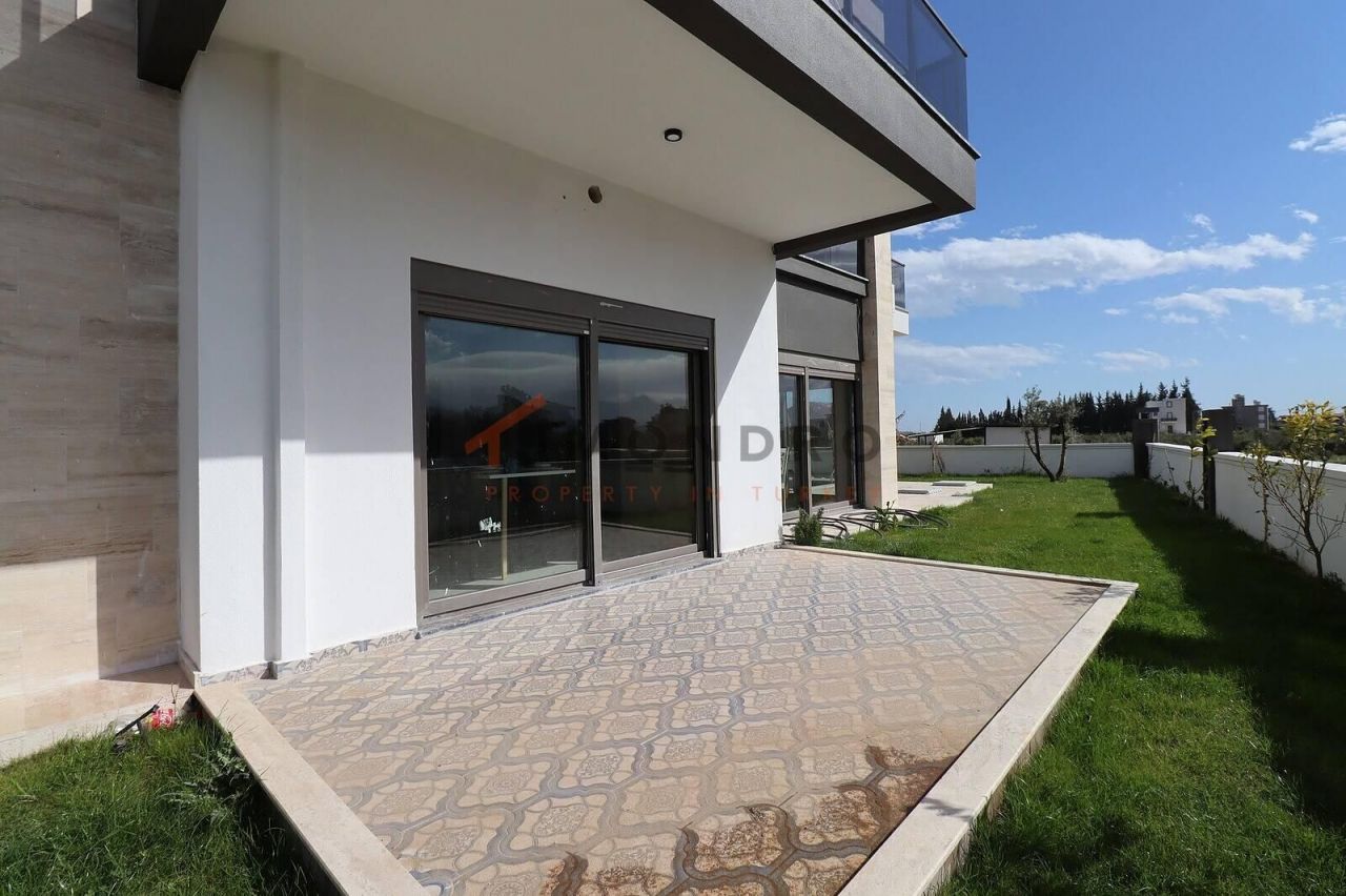 Дом в Анталии, Турция, 300 м2 фото 2