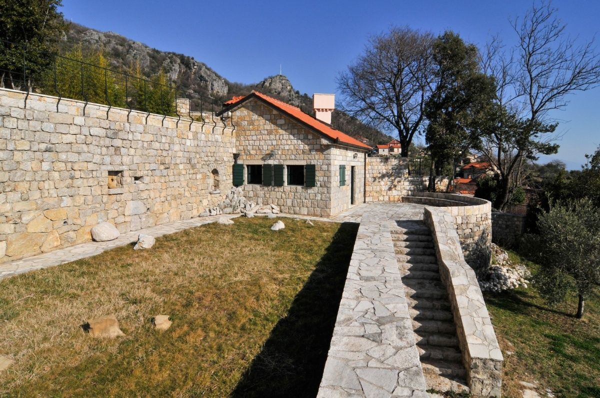 Дом в Херцег-Нови, Черногория, 495 м2 фото 5