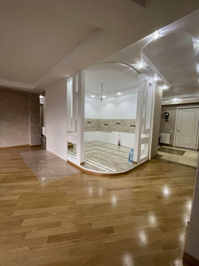 Квартира в Тбилиси, Грузия, 165 м2 фото 3