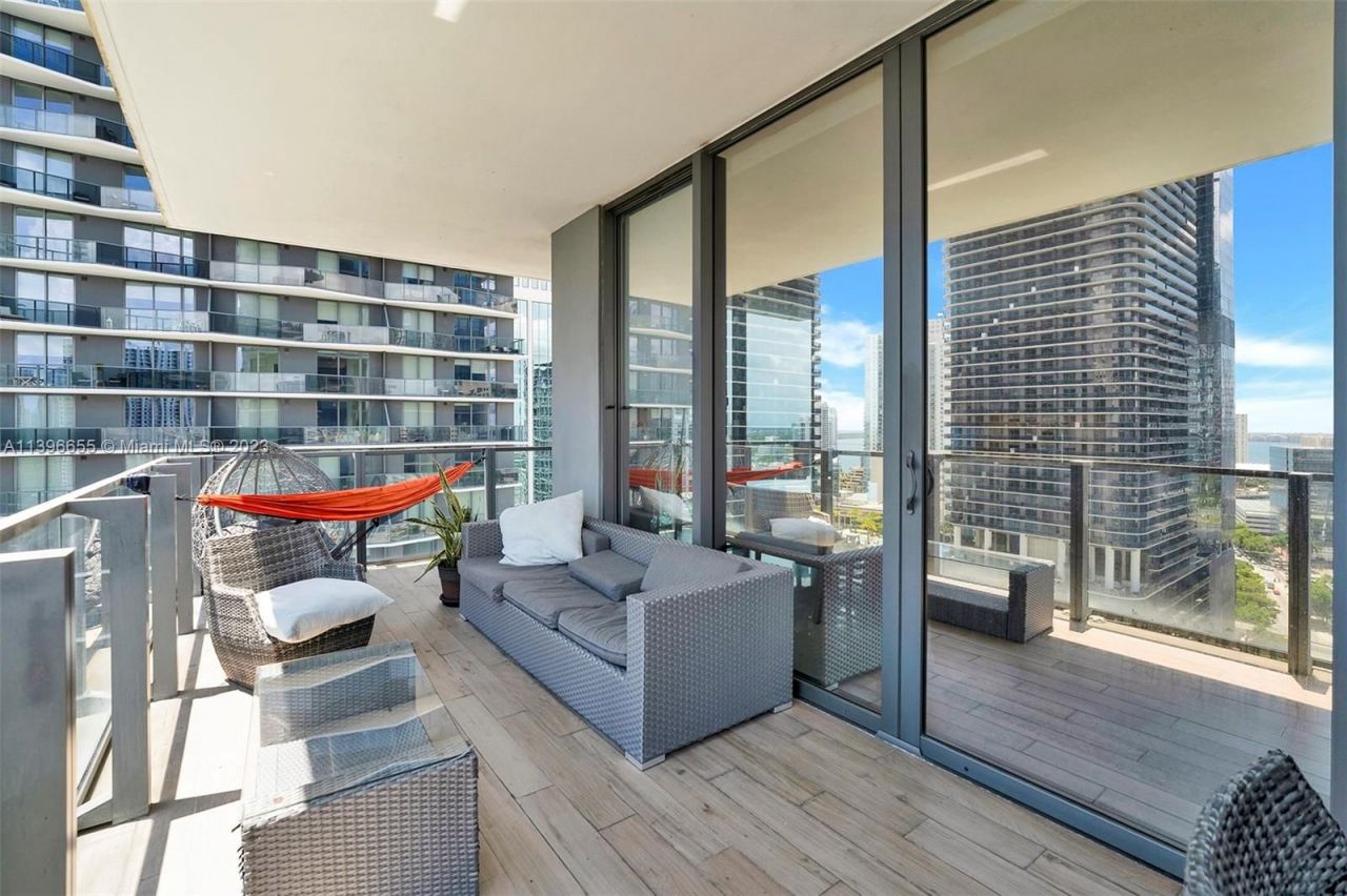 Квартира в Майами, США, 120 м2 фото 2