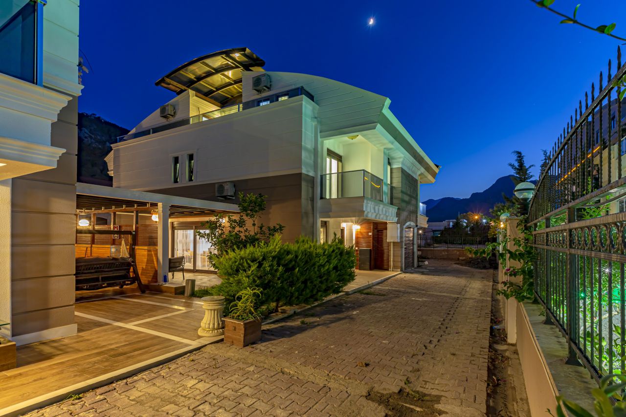 Вилла в Анталии, Турция, 350 м2 фото 3