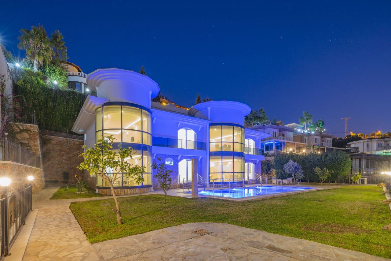 Вилла в Алании, Турция, 580 м2 фото 2