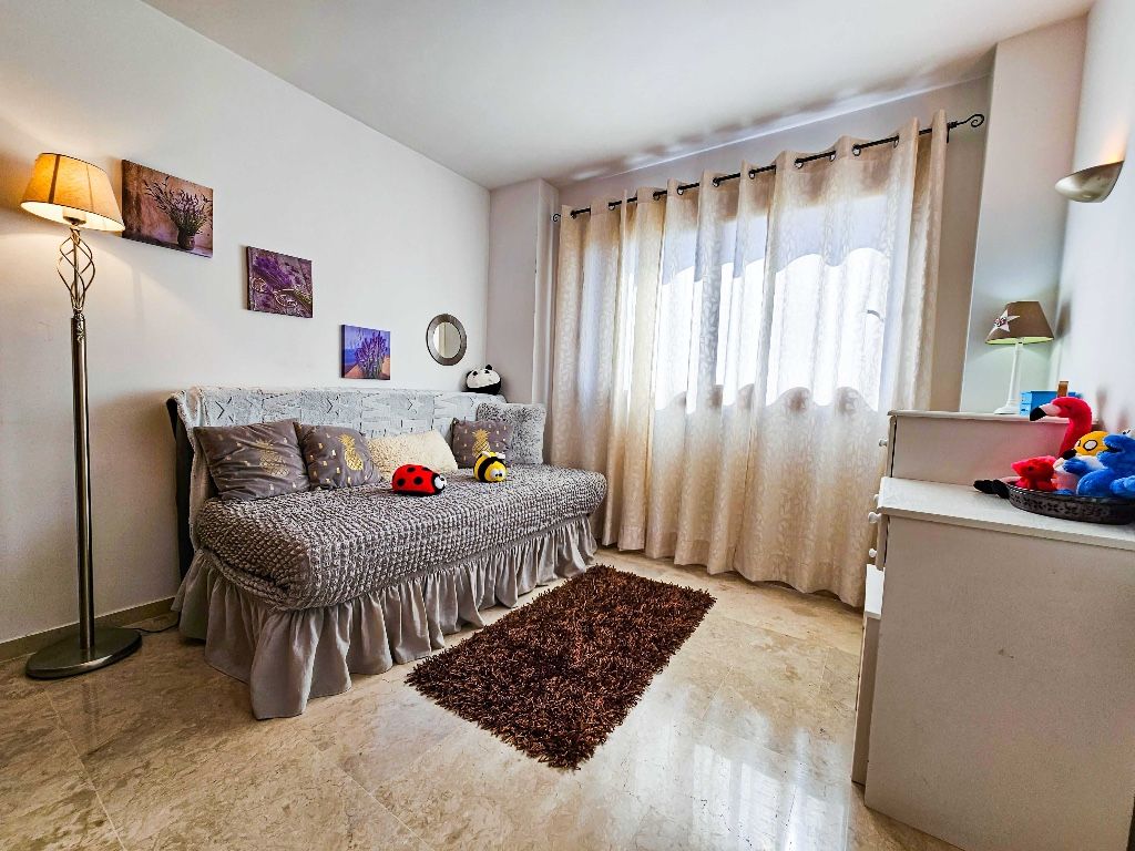 Апартаменты в Пунта Приме, Испания, 76 м2 фото 3