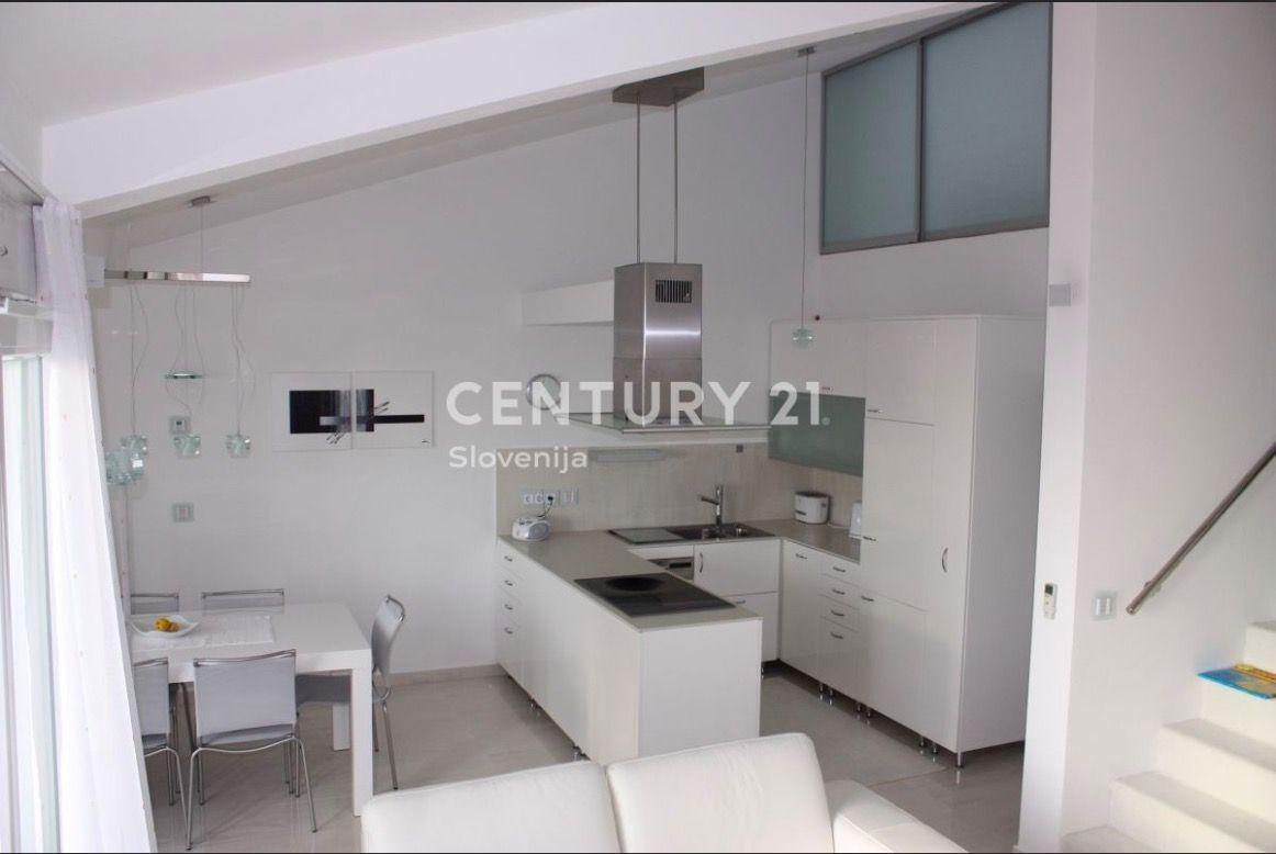 Квартира в Умаге, Хорватия, 71 м2 фото 2