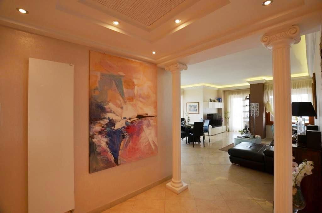 Апартаменты в Сан-Ремо, Италия, 110 м2 фото 2