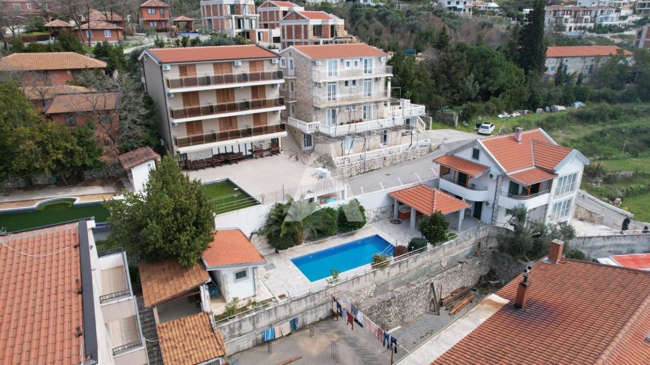 Вилла в Святом Стефане, Черногория, 370 м2 фото 4