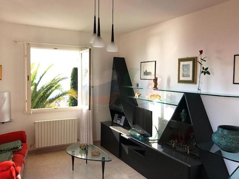 Апартаменты в Бордигере, Италия, 60 м2 фото 2