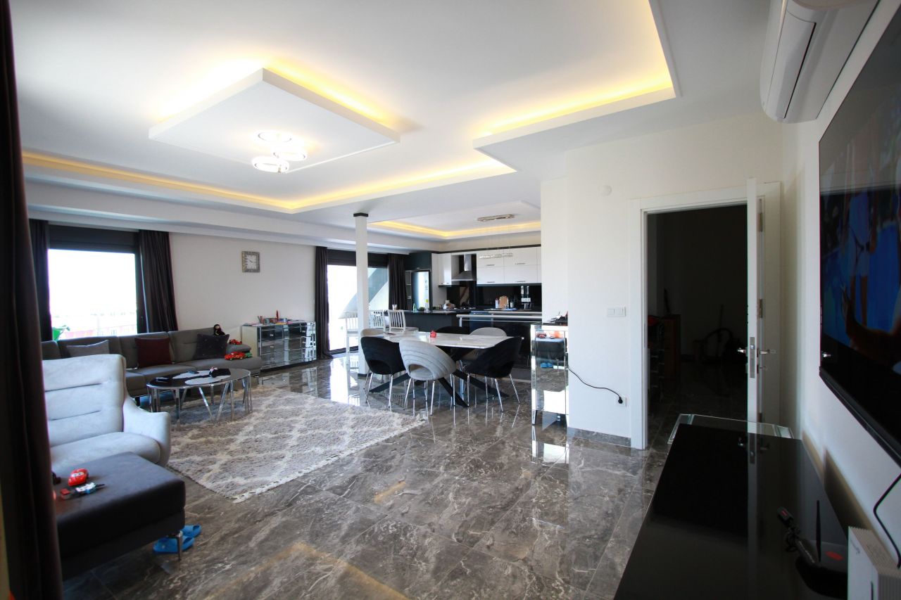 Квартира в Алании, Турция, 270 м2 фото 2