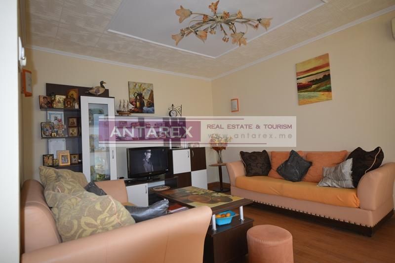 Апартаменты в Херцег-Нови, Черногория, 50 м2 фото 4