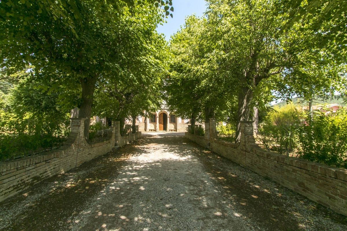 Квартира в Терамо, Италия, 400 м2 фото 2