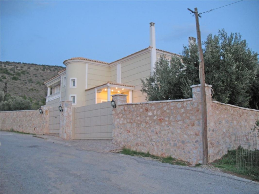 Дом в Афинах, Греция, 400 м2 фото 2