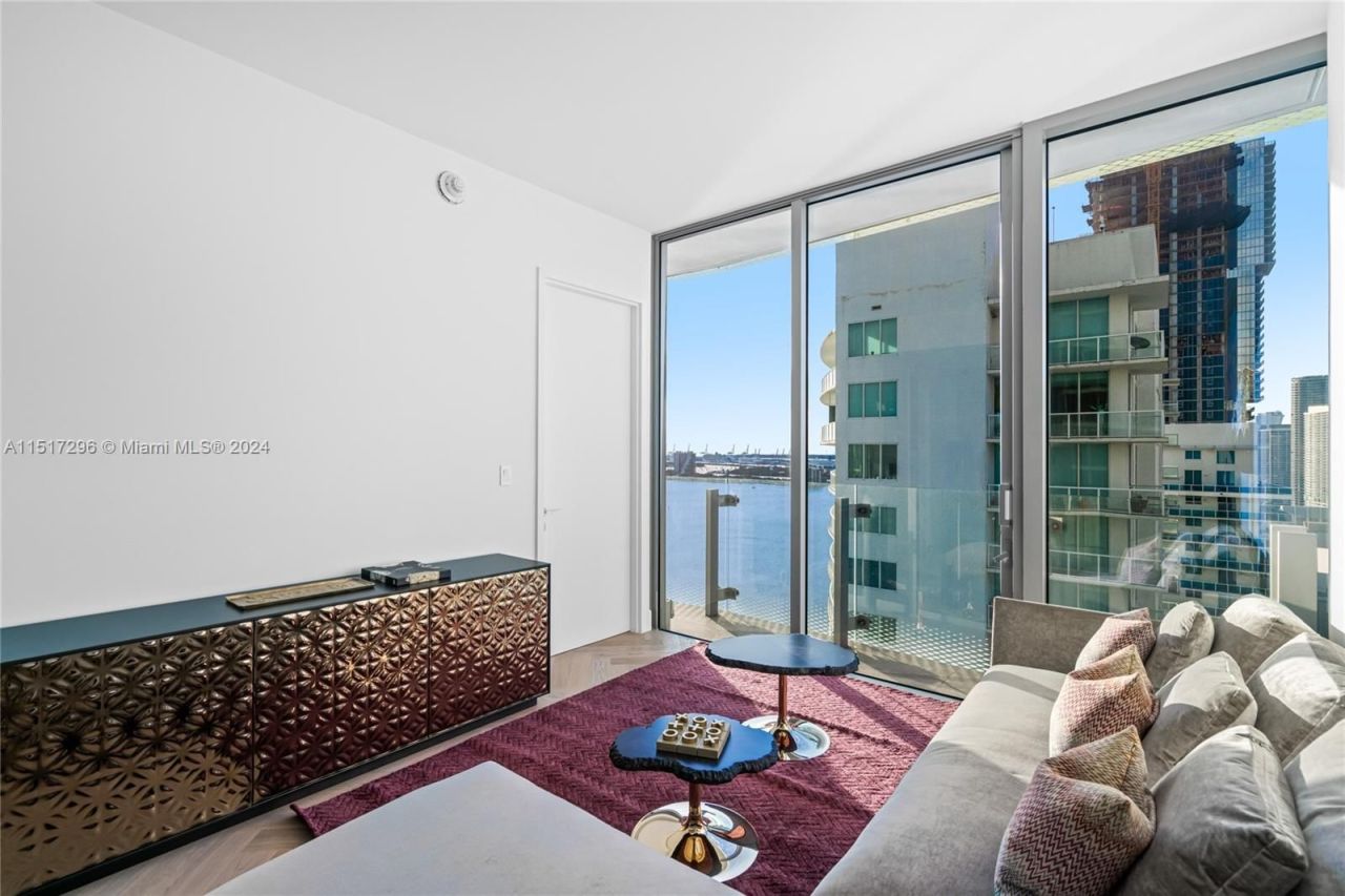 Квартира в Майами, США, 75 м2 фото 2