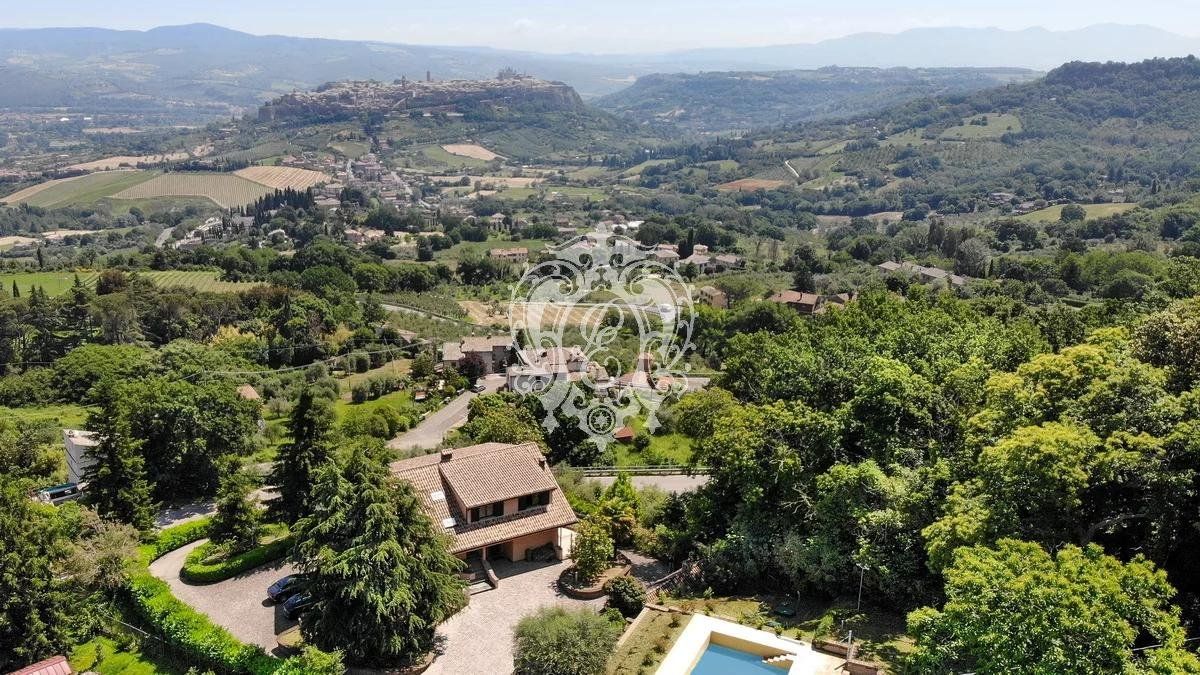 Вилла в Орвието, Италия, 550 м2 фото 5