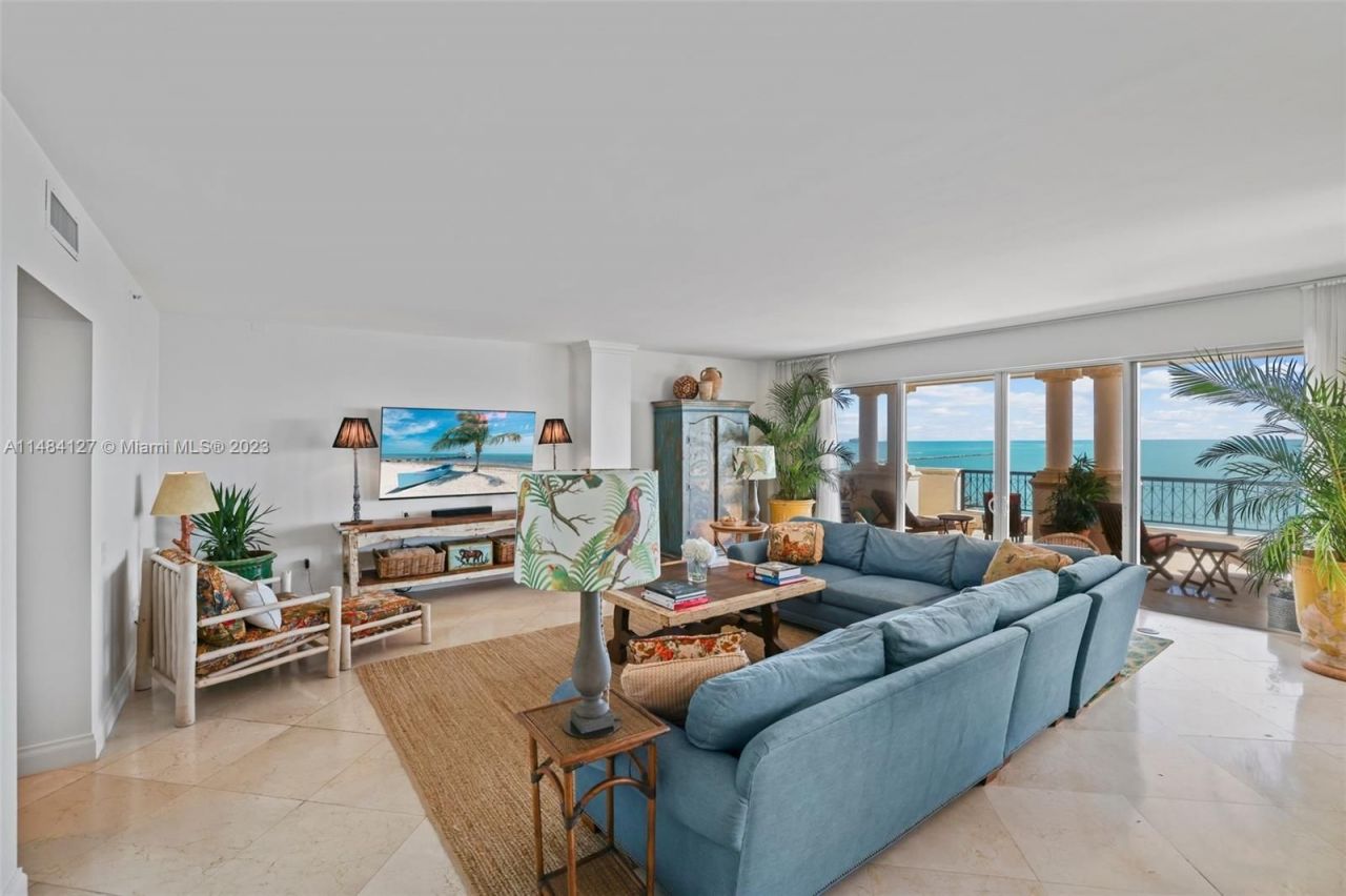 Квартира в Майами, США, 300 м2 фото 3