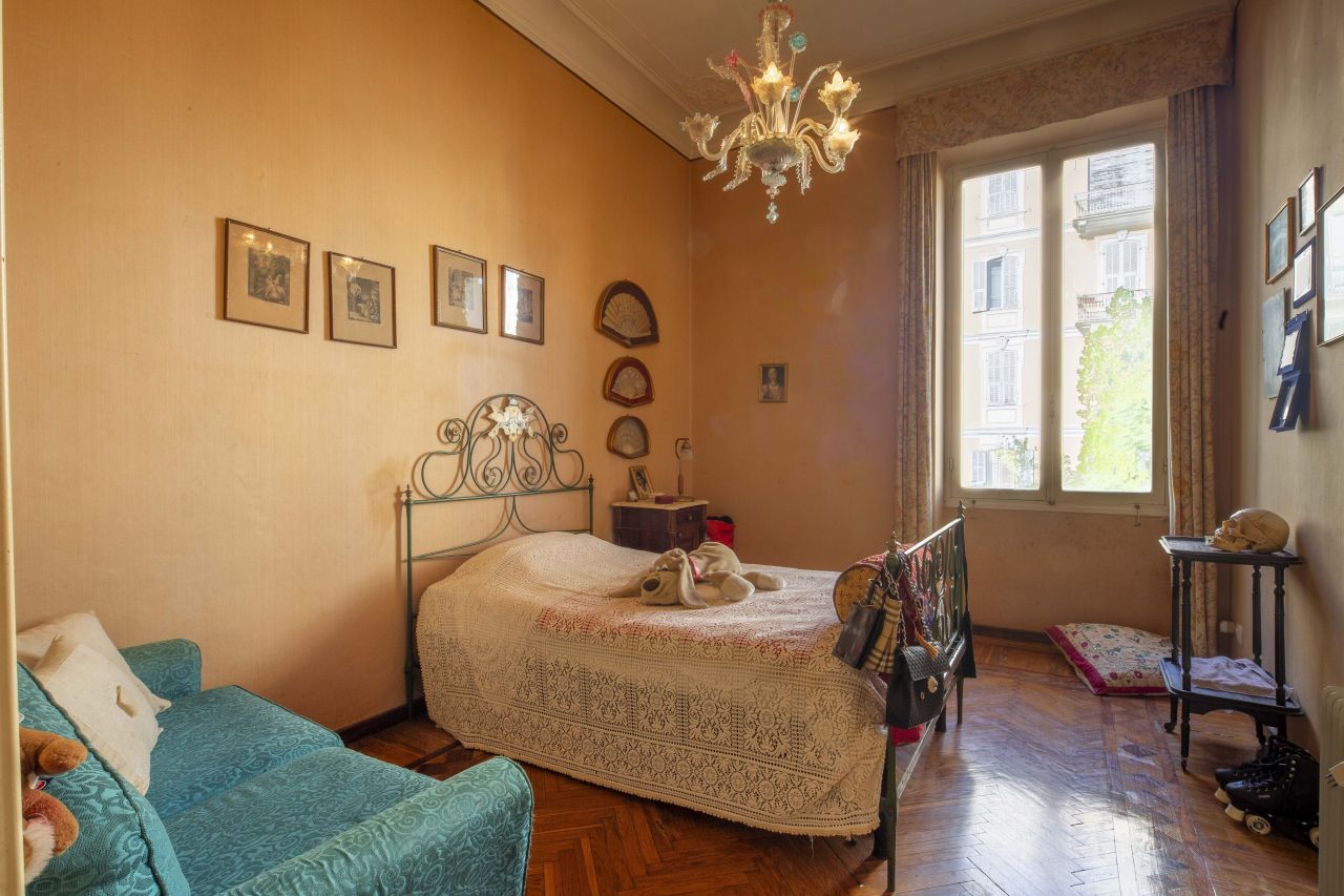 Вилла в Сан-Ремо, Италия, 246 м2 фото 3