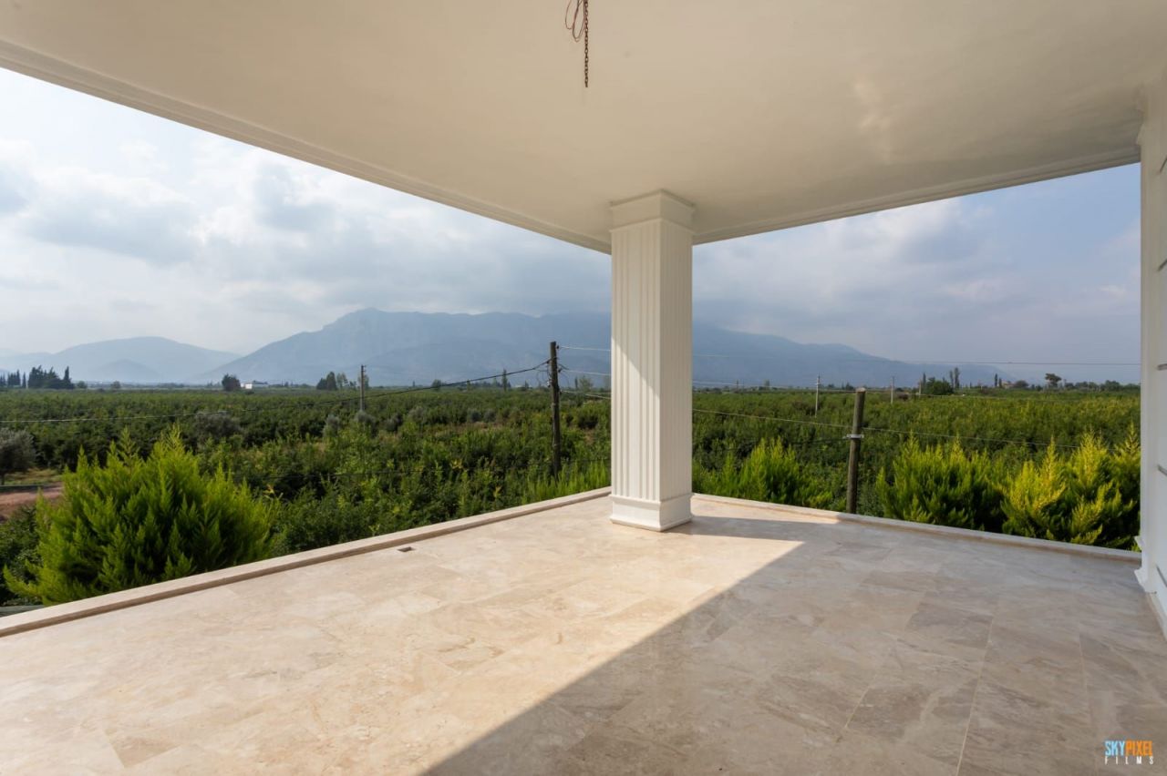Вилла в Анталии, Турция, 600 м2 фото 2