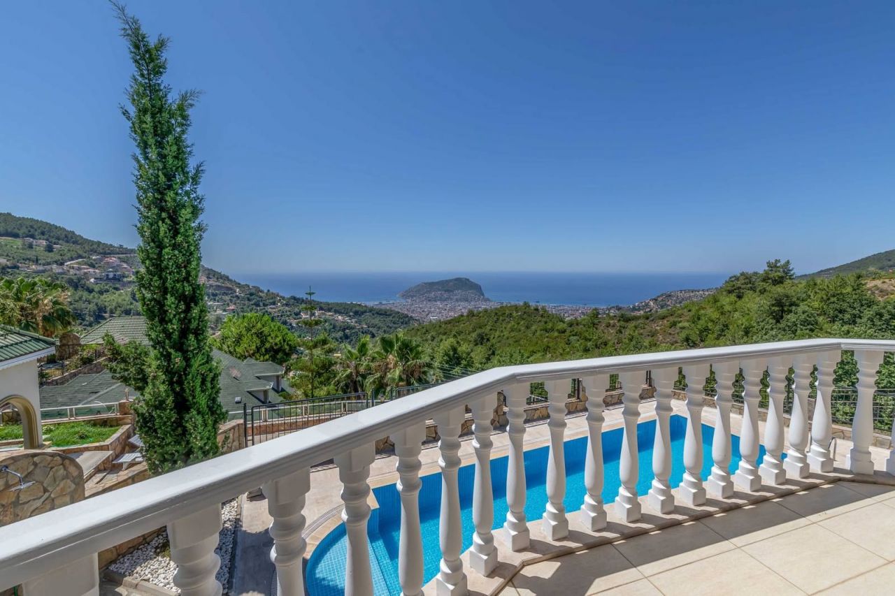 Вилла в Алании, Турция, 250 м2 фото 2