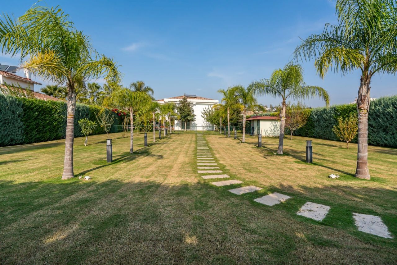 Вилла в Анталии, Турция, 650 м2 фото 4