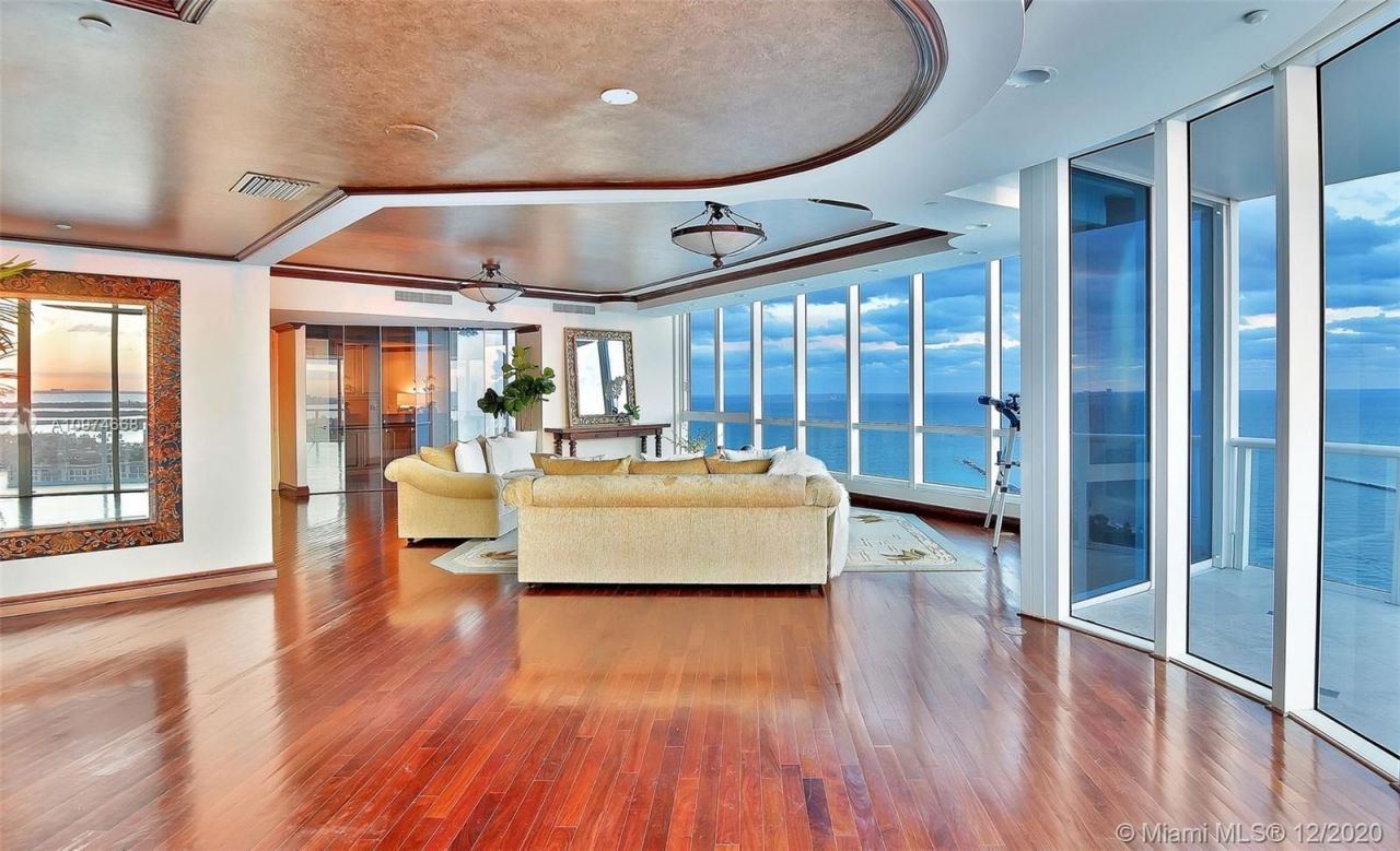 Квартира в Майами, США, 450 м2 фото 5
