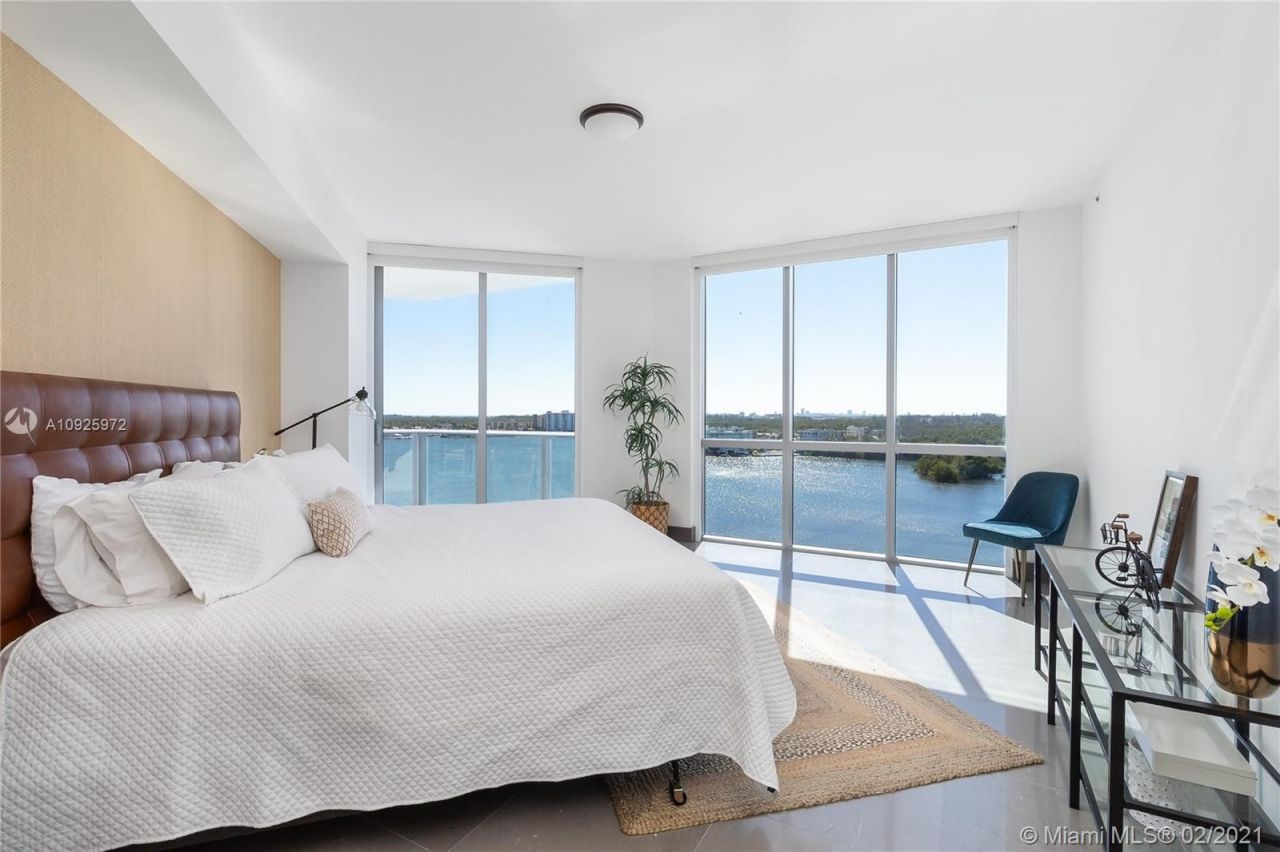 Квартира в Майами, США, 180 м2 фото 3
