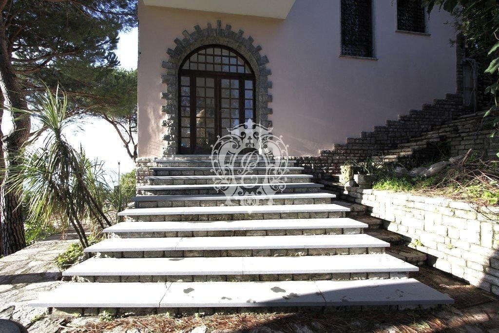 Вилла в Леричи, Италия, 500 м2 фото 2