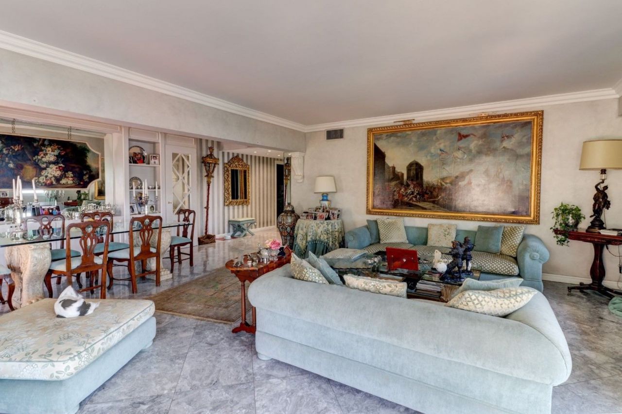 Апартаменты в Рокбрюн-Кап-Мартен, Франция, 97 м2 фото 3