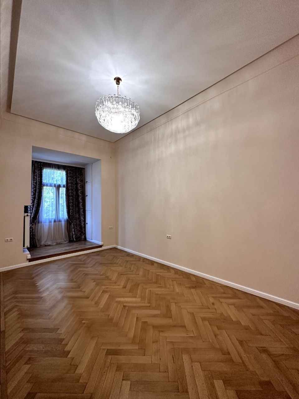 Квартира в Тбилиси, Грузия, 150 м2 фото 2