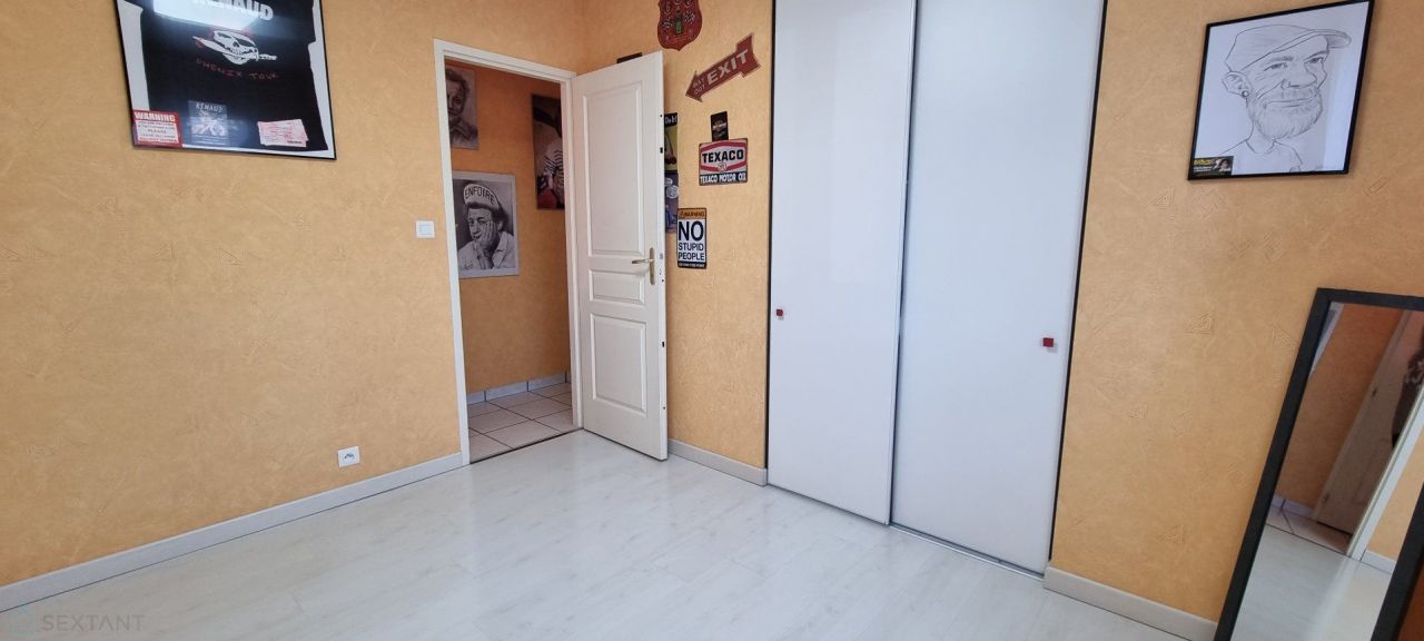Дом в Оверни, Франция фото 5