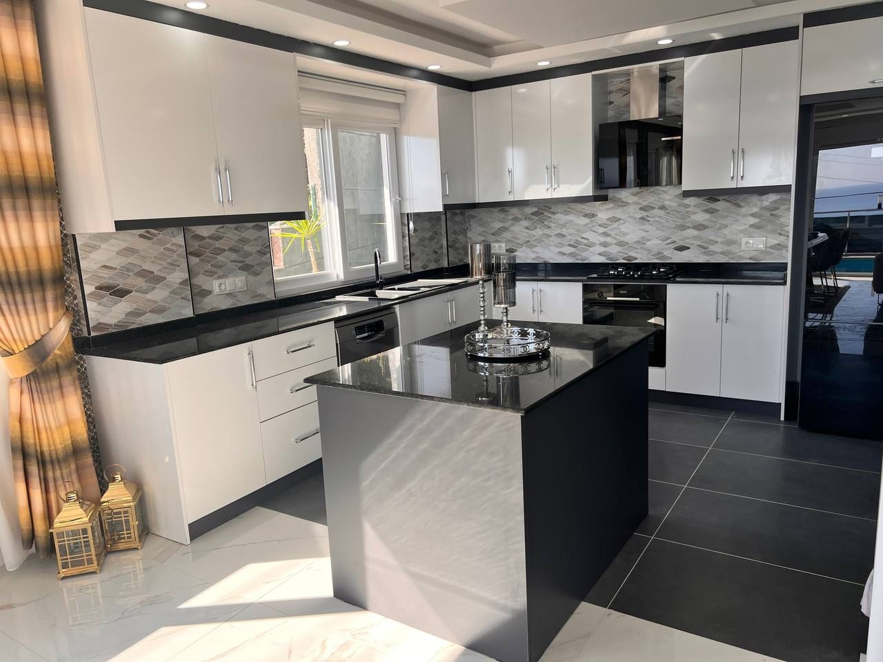 Вилла в Алании, Турция, 320 м2 фото 2