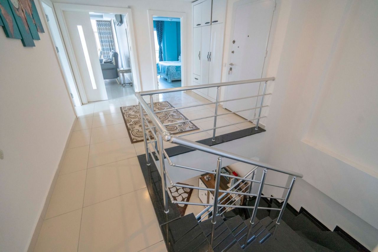 Квартира в Алании, Турция, 200 м2 фото 5