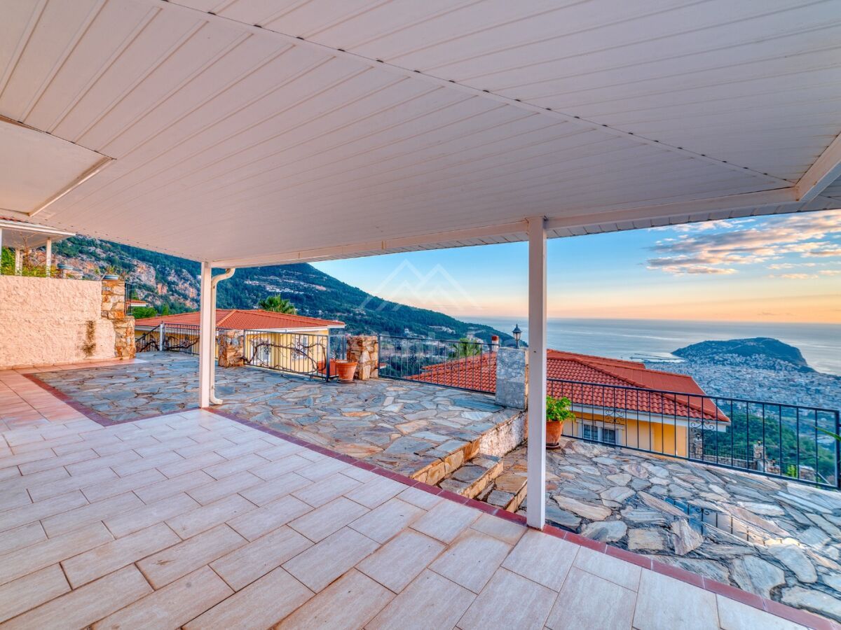 Вилла в Алании, Турция, 280 м2 фото 2