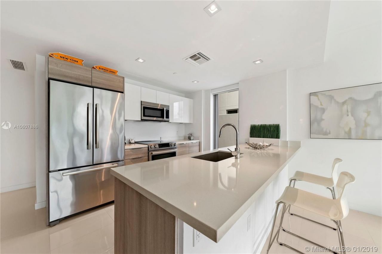 Квартира в Майами, США, 120 м2 фото 3