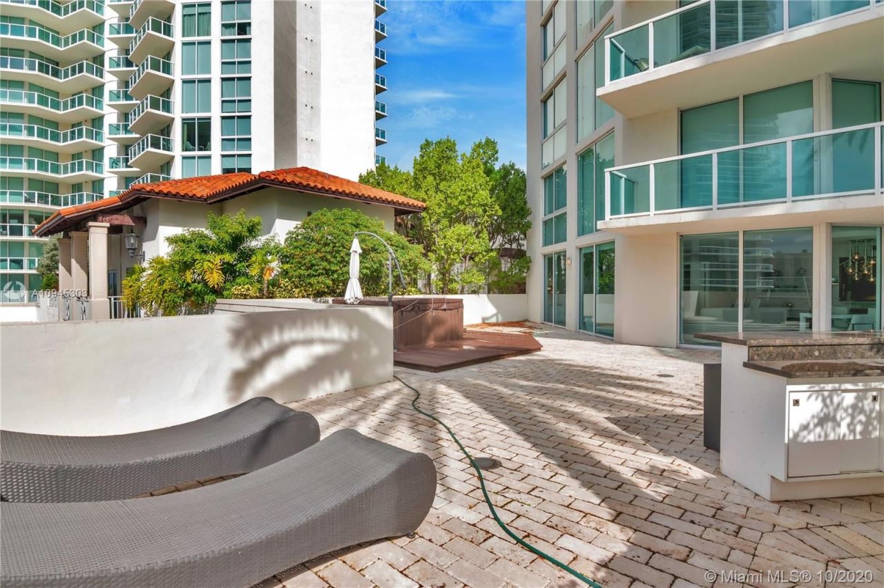 Квартира в Майами, США, 140 м2 фото 5