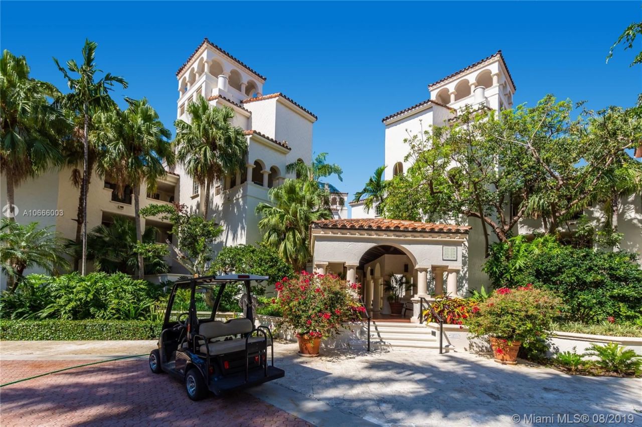 Квартира в Майами, США, 260 м2 фото 3