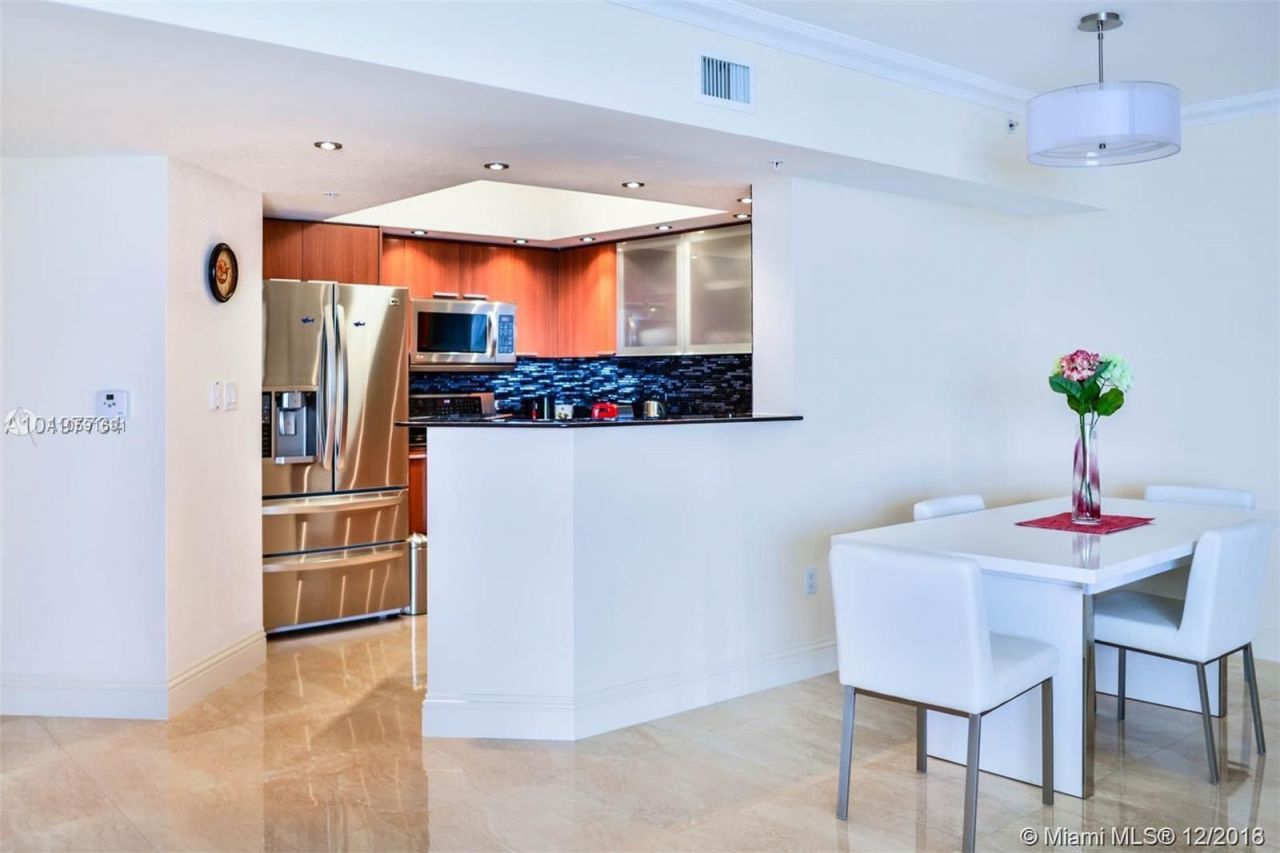 Квартира в Майами, США, 170 м2 фото 3
