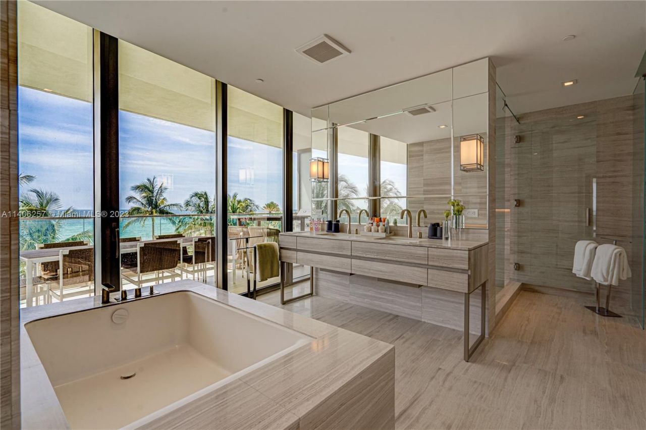 Квартира в Майами, США, 280 м2 фото 2