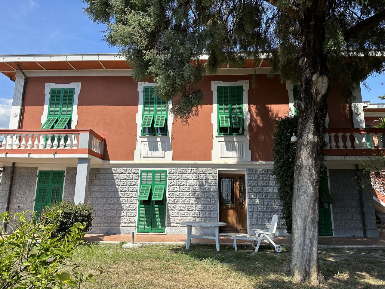 Вилла в Сан-Ремо, Италия, 343 м2 фото 2