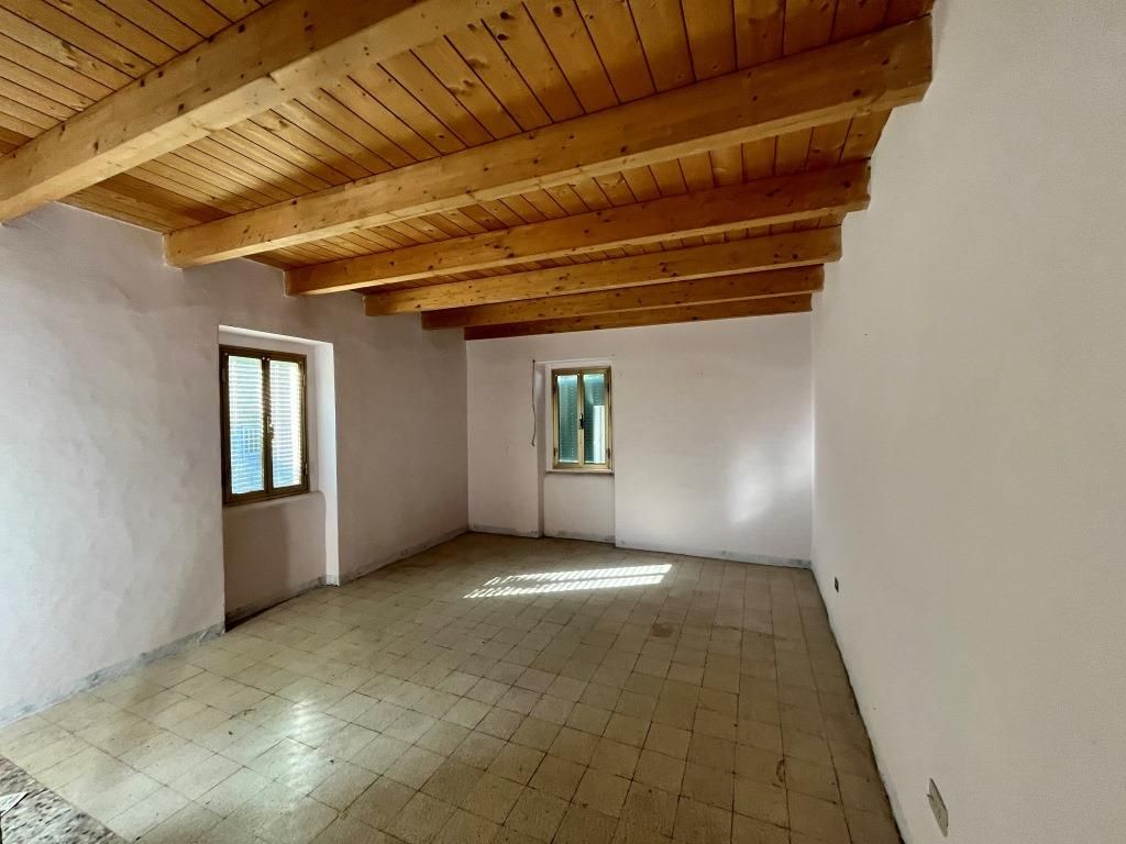 Дом в Читта-Сант-Анджело, Италия, 90 м2 фото 2