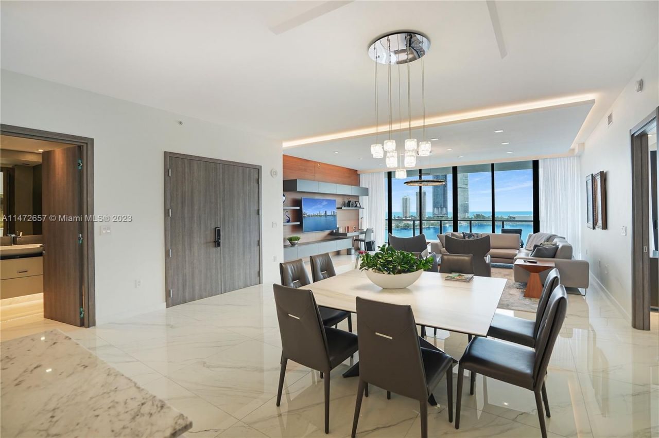 Квартира в Майами, США, 250 м2 фото 3