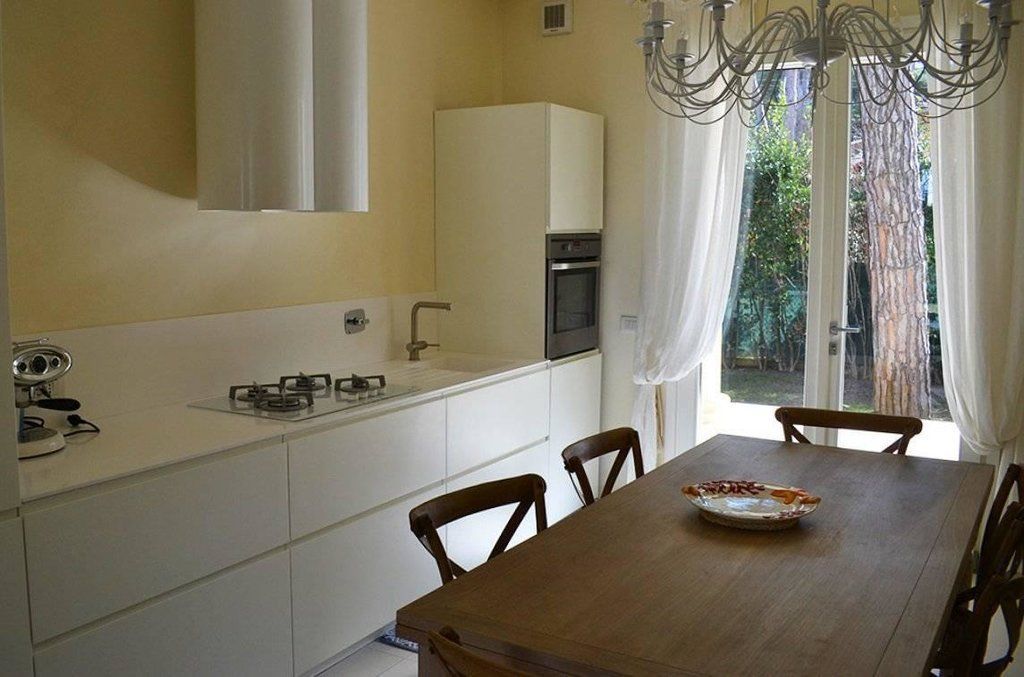 Вилла в Форте деи Марми, Италия, 200 м2 фото 5