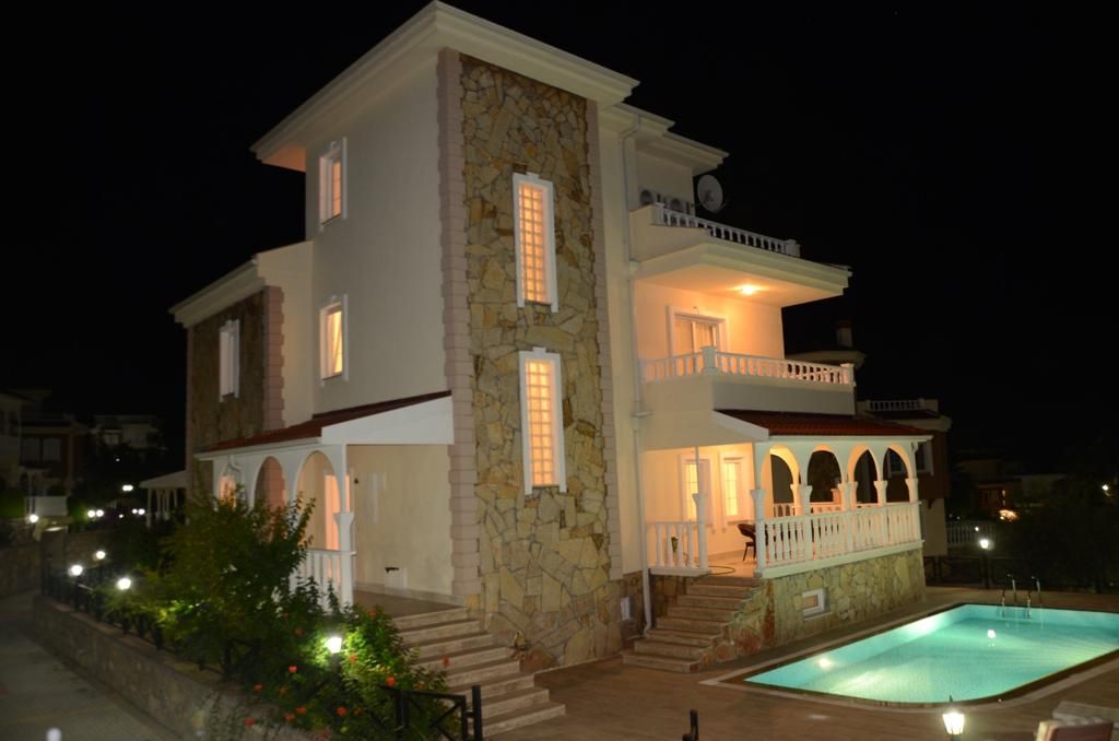 Вилла в Алании, Турция, 1 000 м2 фото 2