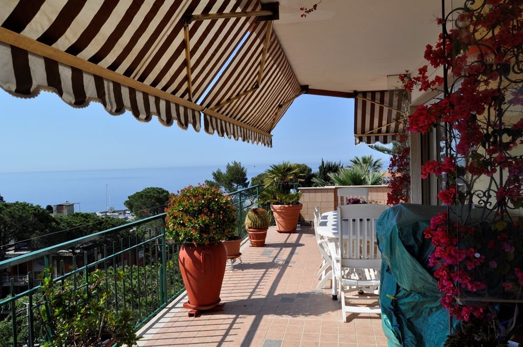 Пентхаус в Сан-Ремо, Италия, 97 м2 фото 3