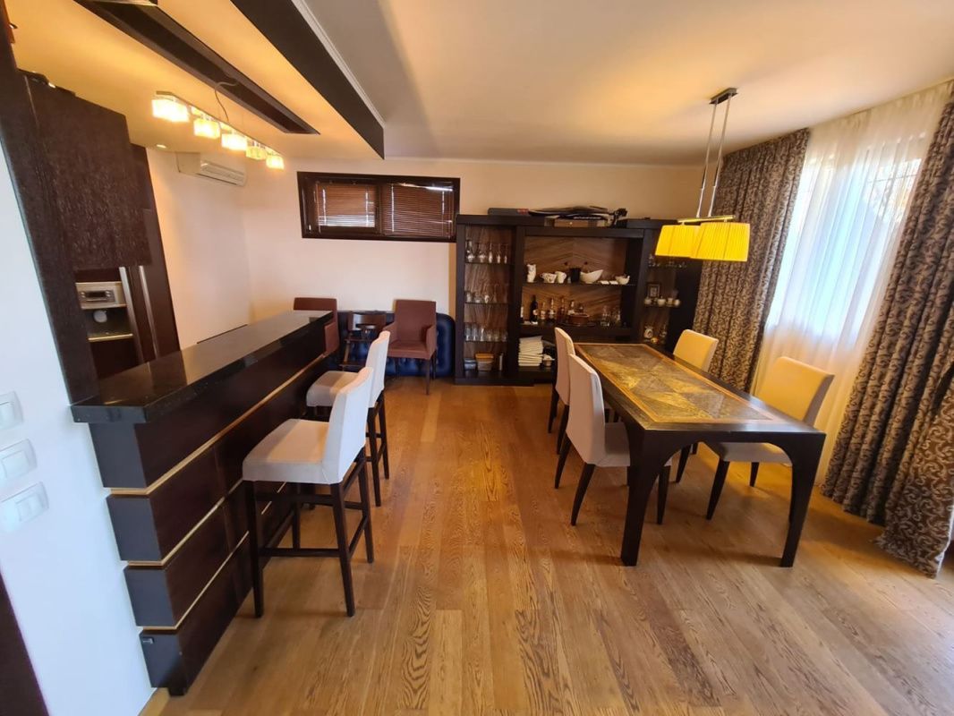 Квартира в Бургасе, Болгария, 250 м2 фото 2