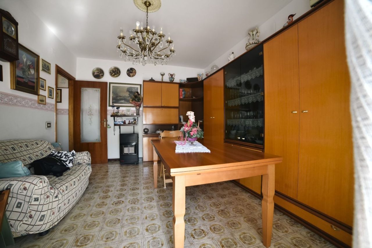 Квартира в Санта-Мария дель Чедро, Италия, 135 м2 фото 4