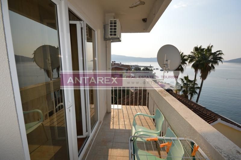 Апартаменты в Херцег-Нови, Черногория, 50 м2 фото 3